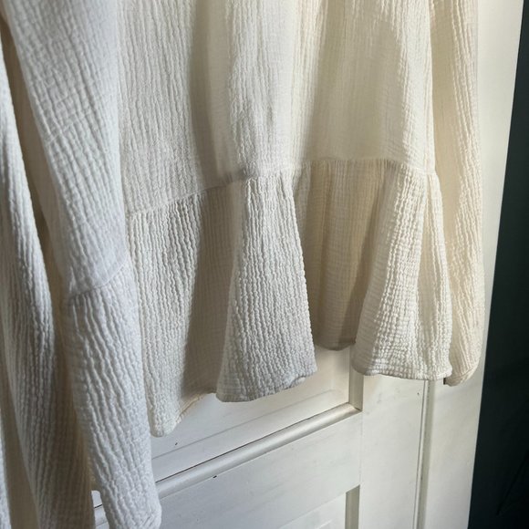 Velvet by Graham & Spencer Cotton Blouse - Picture 5 of 8